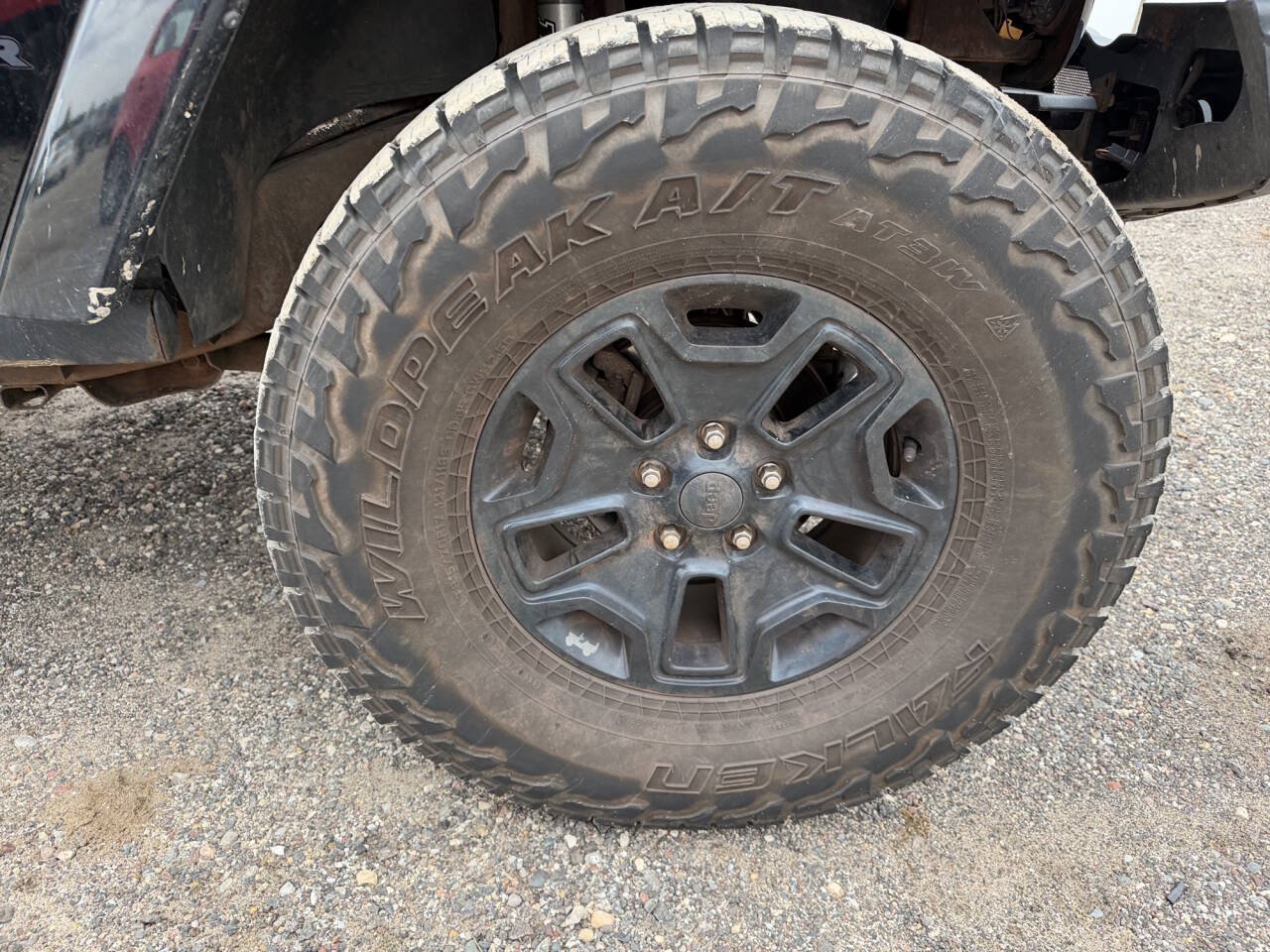 Used 2016 Jeep Wrangler Unlimited Sahara AWD/4WD image 12