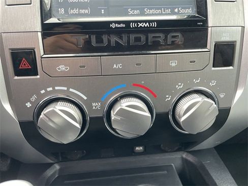 Used 2019 Toyota Tundra SR5 w/ SR5 Convenience Package image 33