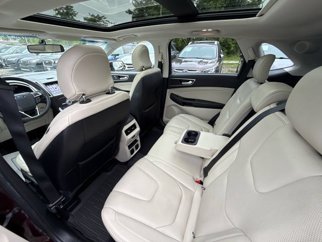 Used 2017 Ford Edge Titanium w/ Equipment Group 301A AWD/4WD image 39