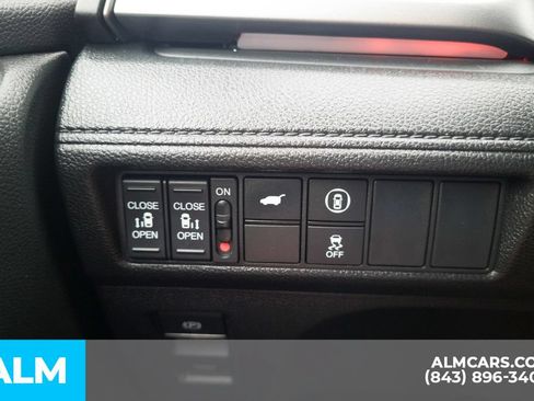 Used 2023 Honda Odyssey Sport image 33