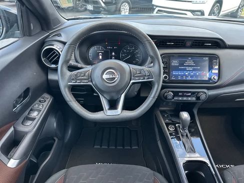 Certified 2024 Nissan Kicks SR image 10
