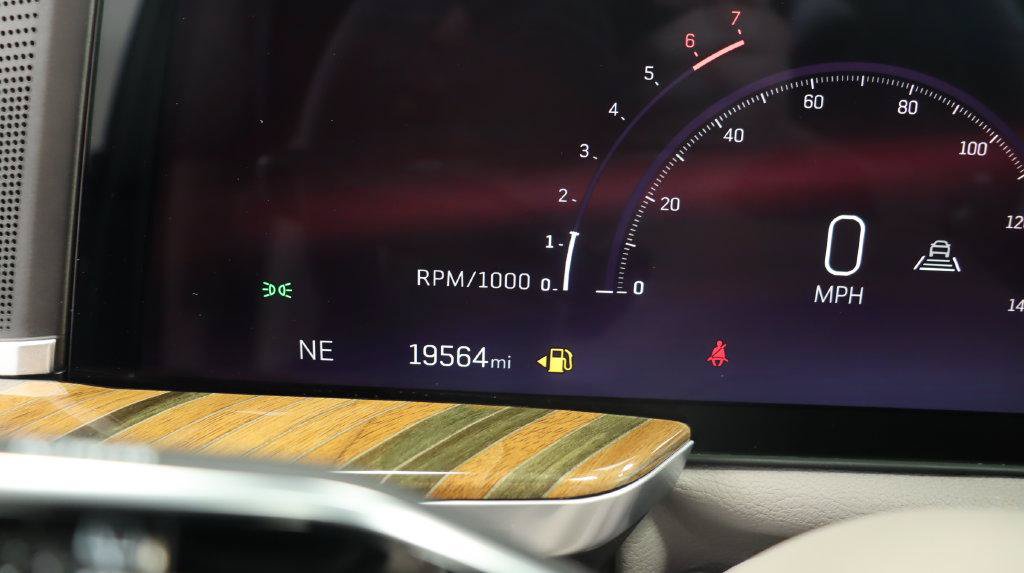 Certified 2025 Cadillac Escalade Sport Platinum AWD/4WD image 23
