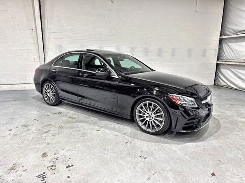 Used 2021 Mercedes-Benz C 300 Sedan image 5