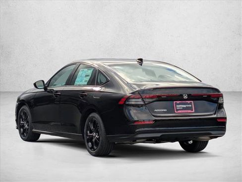 New 2025 Honda Accord SE image 9
