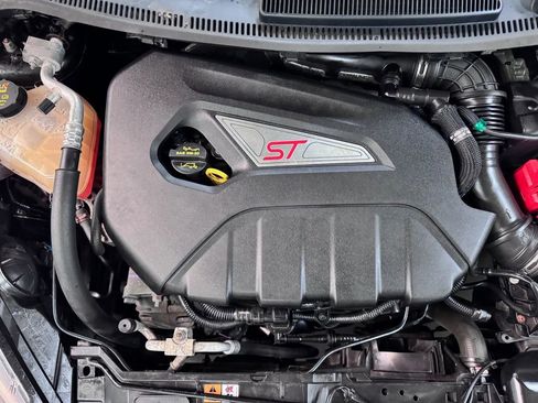 Used 2016 Ford Fiesta ST image 11