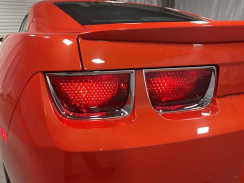 Used 2010 Chevrolet Camaro SS w/ RS Package image 27