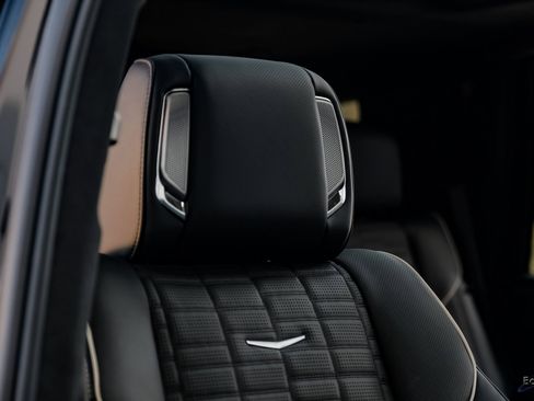 Used 2025 Cadillac Escalade V image 52