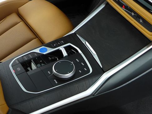 Used 2023 BMW i4 eDrive35 w/ Premium Package RWD image 15