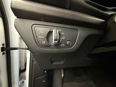 Certified 2022 Audi Q5 2.0T Premium w/ Convenience Package image 43