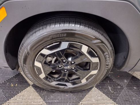 Used 2025 Hyundai Santa Fe SE image 6