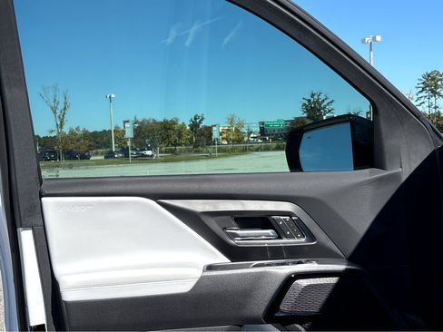 New 2025 Chevrolet Silverado EV RST image 10