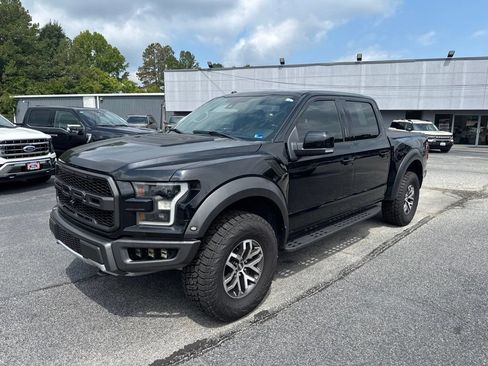 Used 2018 Ford F150 Raptor w/ Equipment Group 802A Luxury AWD/4WD image 1