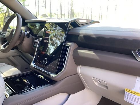 New 2026 GMC Yukon Denali image 29