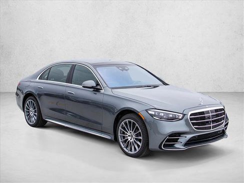 New 2026 Mercedes-Benz S 580 4MATIC Sedan image 3