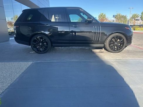 Used 2022 Land Rover Range Rover SV Autobiography Dynamic image 4