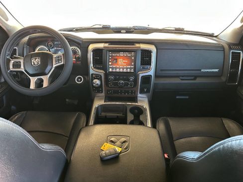 Used 2017 RAM 1500 Laramie w/ Convenience Group image 17