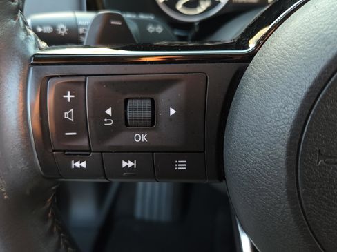 Certified 2024 Nissan Pathfinder SL w/ Cargo Package image 28