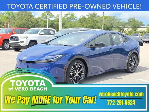 Used 2024 Toyota Prius XLE FWD image 42