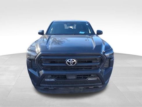 Used 2024 Toyota Tacoma SR5 image 10