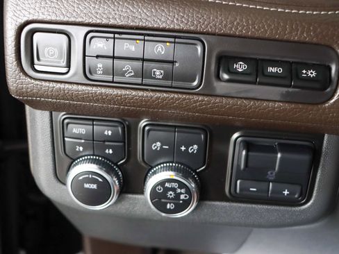 Used 2023 GMC Yukon Denali w/ Max Trailering Package AWD/4WD image 23
