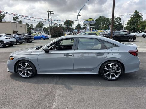 Used 2025 Honda Civic Sport Touring image 9
