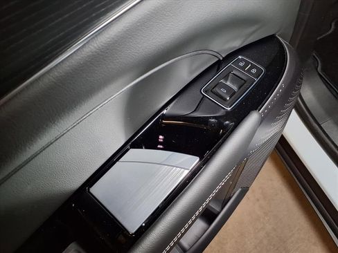 New 2026 Cadillac Lyriq Luxury image 14