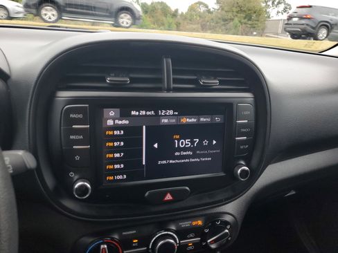 Used 2023 Kia Soul LX w/ Option Group 015 image 18