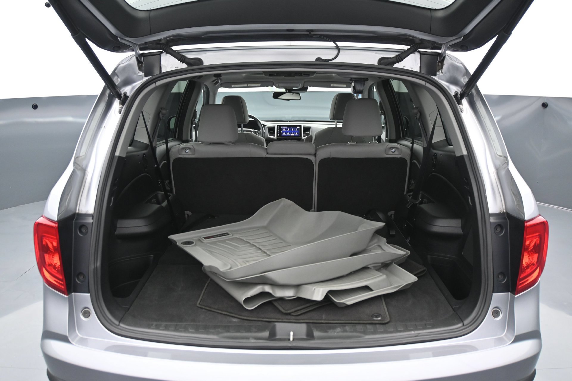 Used 2017 Honda Pilot Touring image 15