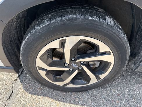 Used 2024 Subaru Forester Touring image 6