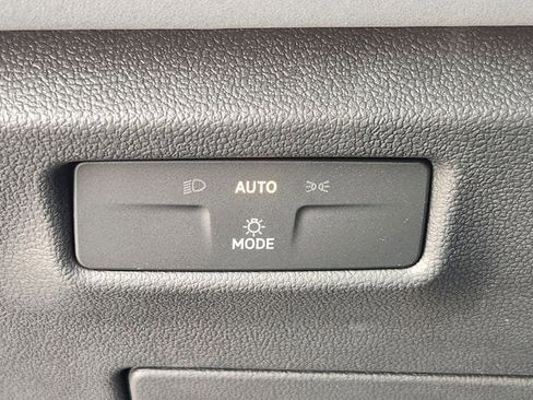 New 2026 Volkswagen Tiguan SE AWD/4WD image 20