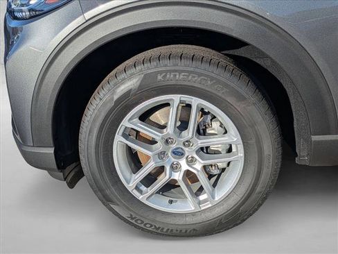 New 2026 Ford Explorer Active w/ Active Comfort Package image 16