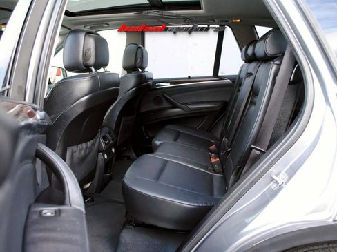 Used 2012 BMW X5 xDrive35i image 6