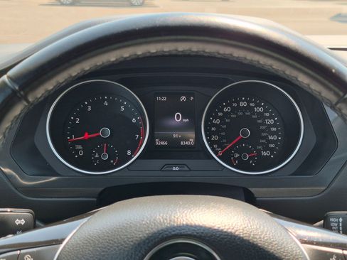 Used 2019 Volkswagen Tiguan SE AWD/4WD image 23