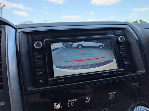 Used 2019 Toyota Sequoia Platinum image 19