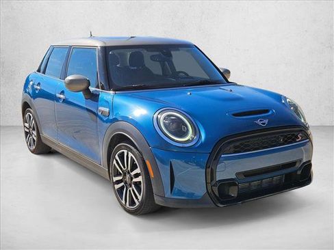Used 2024 MINI Cooper S image 3