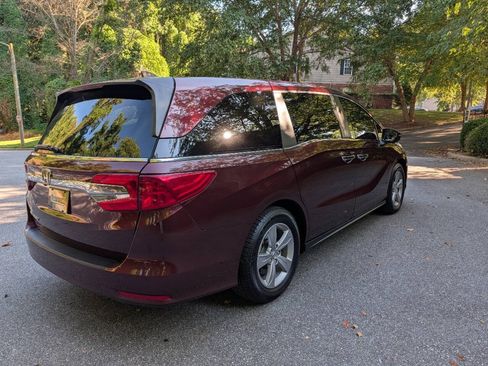 Used 2019 Honda Odyssey EX-L image 5