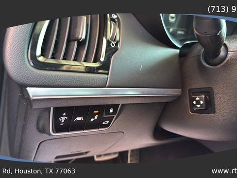 Used 2019 Kia Stinger GT2 image 23