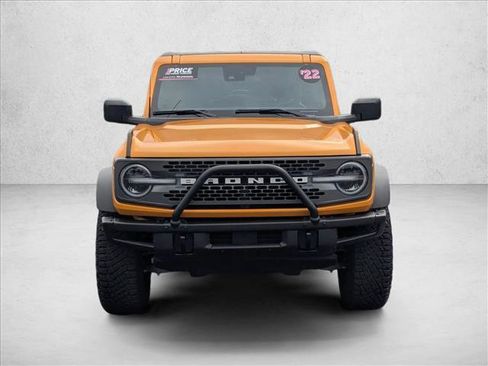Used 2022 Ford Bronco Badlands w/ Sasquatch Package image 2