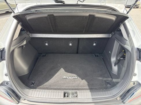 Certified 2023 Hyundai Kona SEL FWD image 11