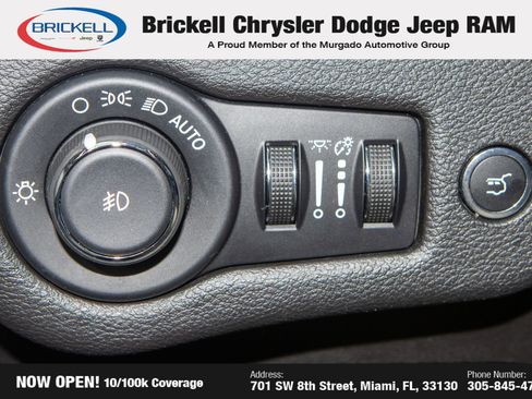 Used 2019 Jeep Cherokee Limited image 25