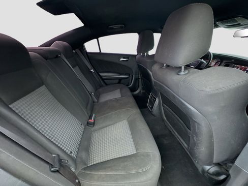 Used 2020 Dodge Charger GT RWD image 17
