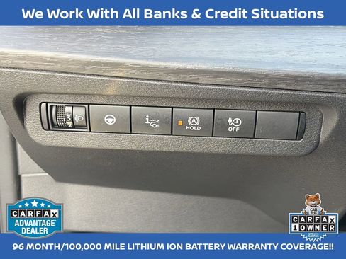 Used 2023 Nissan Ariya AWD image 25