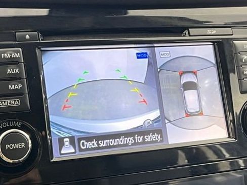 Used 2017 Nissan Rogue Sport SL w/ SL Premium Package image 34