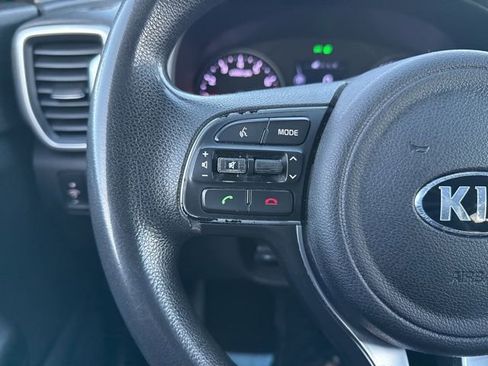 Used 2017 Kia Sportage LX image 26