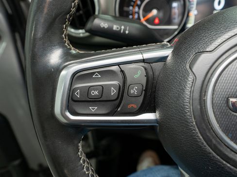 Used 2019 Jeep Wrangler Unlimited Sahara w/ LED Lighting Group image 24