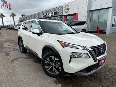 Certified 2021 Nissan Rogue SV image 1