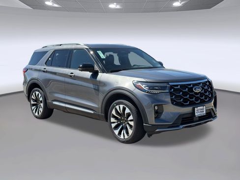 Used 2025 Ford Explorer Platinum w/ LUX Leather Package AWD/4WD image 5