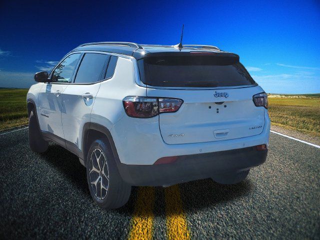 Certified 2025 Jeep Compass Limited AWD/4WD image 23