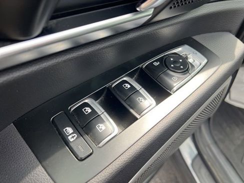 Used 2021 Kia Telluride EX w/ EX Premium Package AWD/4WD image 30