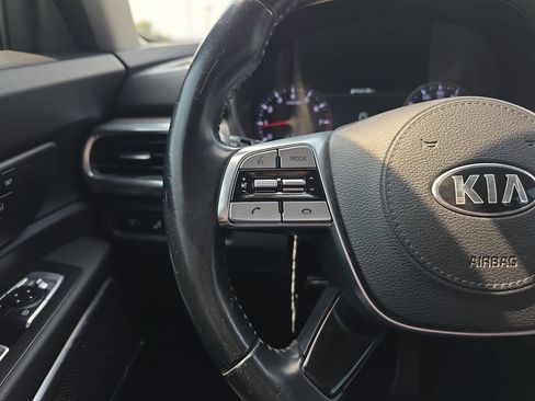 Used 2020 Kia Telluride SX w/ Towing Package FWD image 27